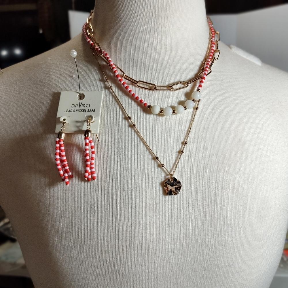 DaVinci Gold and Pink Layered Necklace Set